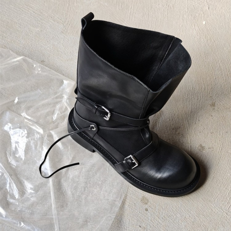 Retro Tokalı Orta Boy Çizmeler - Leather Classic Strap incelemesi ve fiyatı